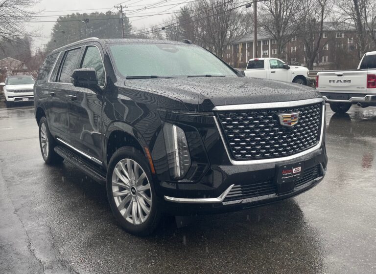 Windermere Luxury Transport Services - St. Louis and IL - Exterior of Escalade