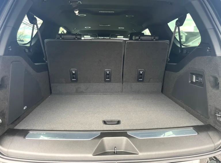 windermere-limousines-luxury-transport-escalade-07
